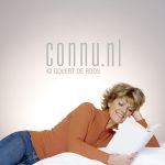 Simone Kleinsma in studio te Amsterdam, Oktober 12, 2004. © Govert de Roos

[keywords]liggend, boek[/keywords]